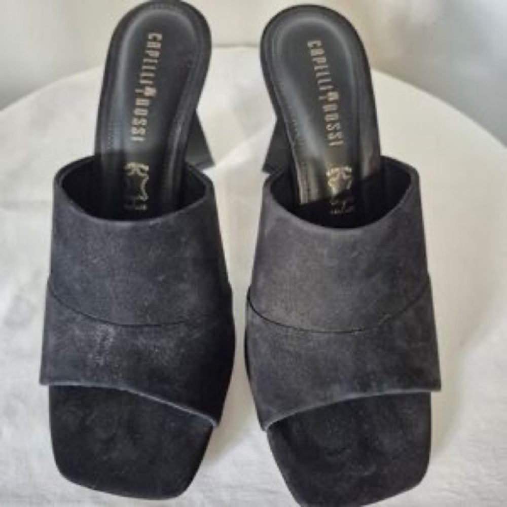 Black Sculptural Heel Mule - Women's Slip-On Shoe - Picture 3 of 7